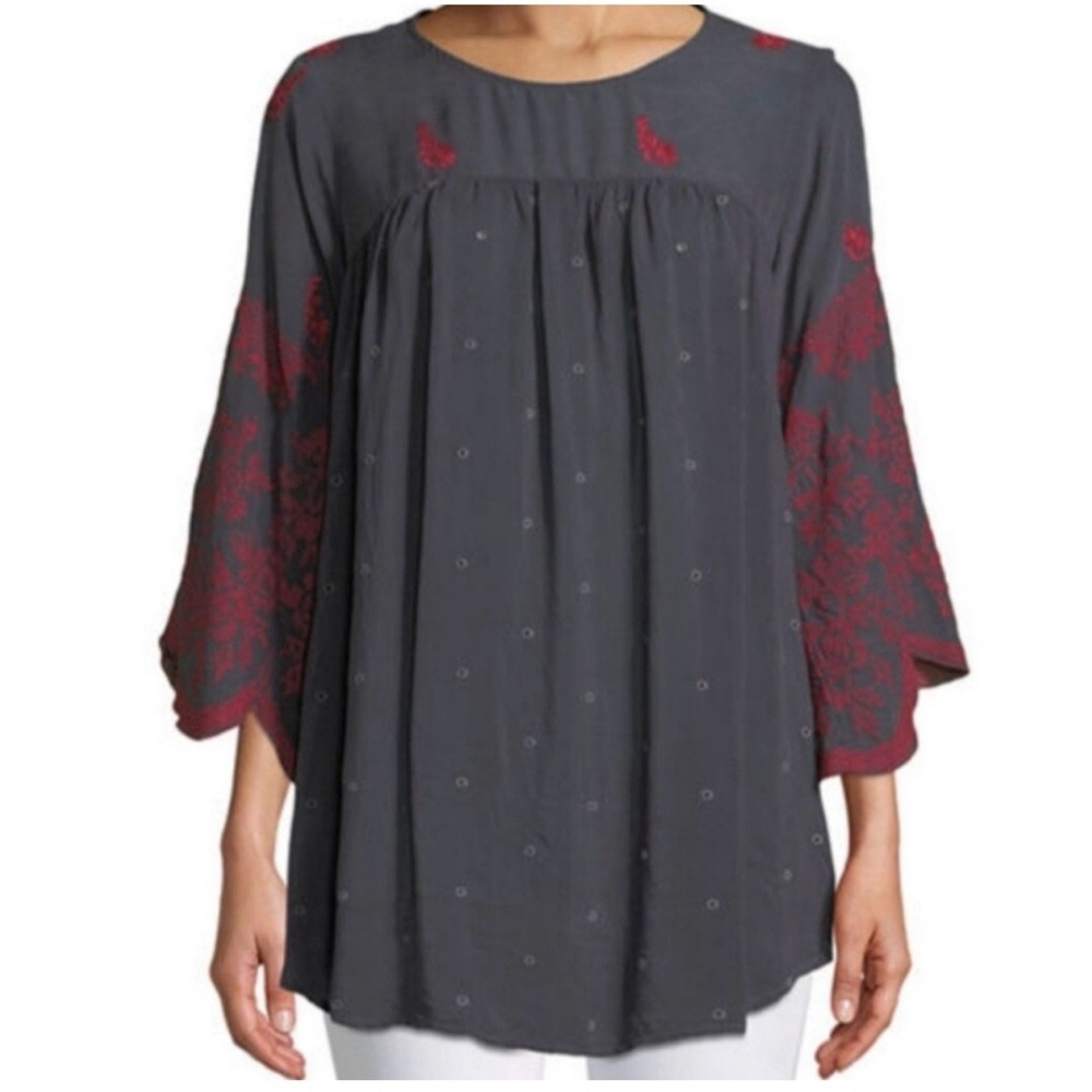 JOHNNY WAS Rose Stitch Blouse Tunic Embroidered Gray Red Size Medium